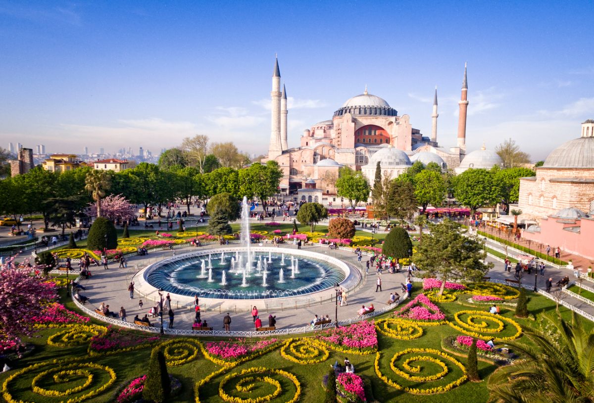 BEST TIMES IN ISTANBUL ETE 2025